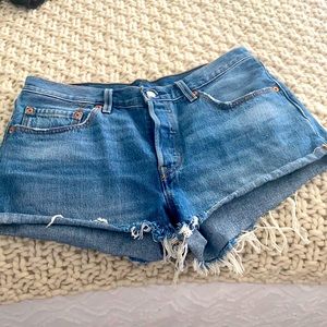 Levi’s 501 Women’s size 30 shorts